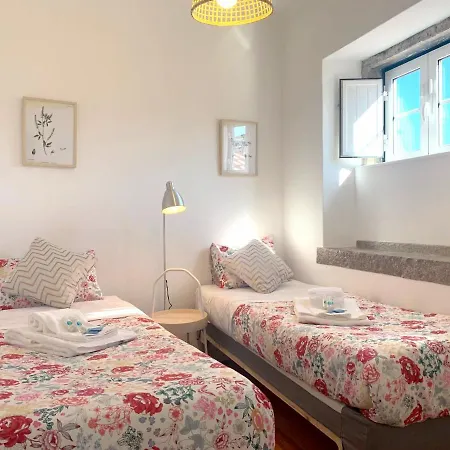 Center Castelo De Sao Jorge Апартаменты *